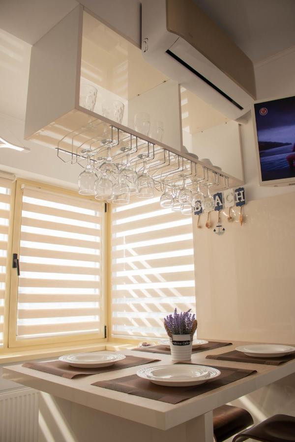 Yzza Apartament Navodari Dış mekan fotoğraf