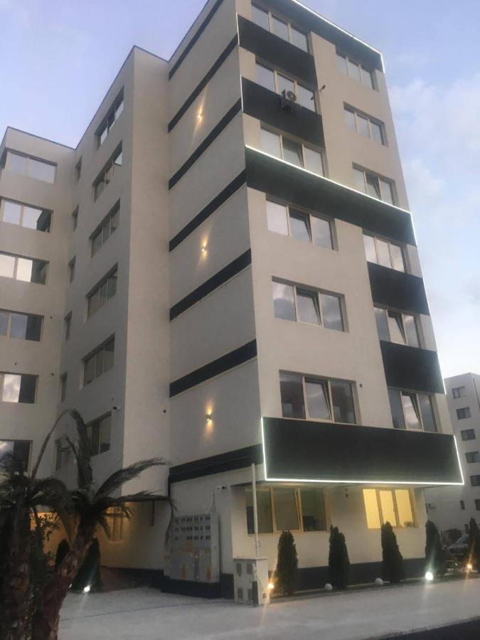 Yzza Apartament Navodari Dış mekan fotoğraf