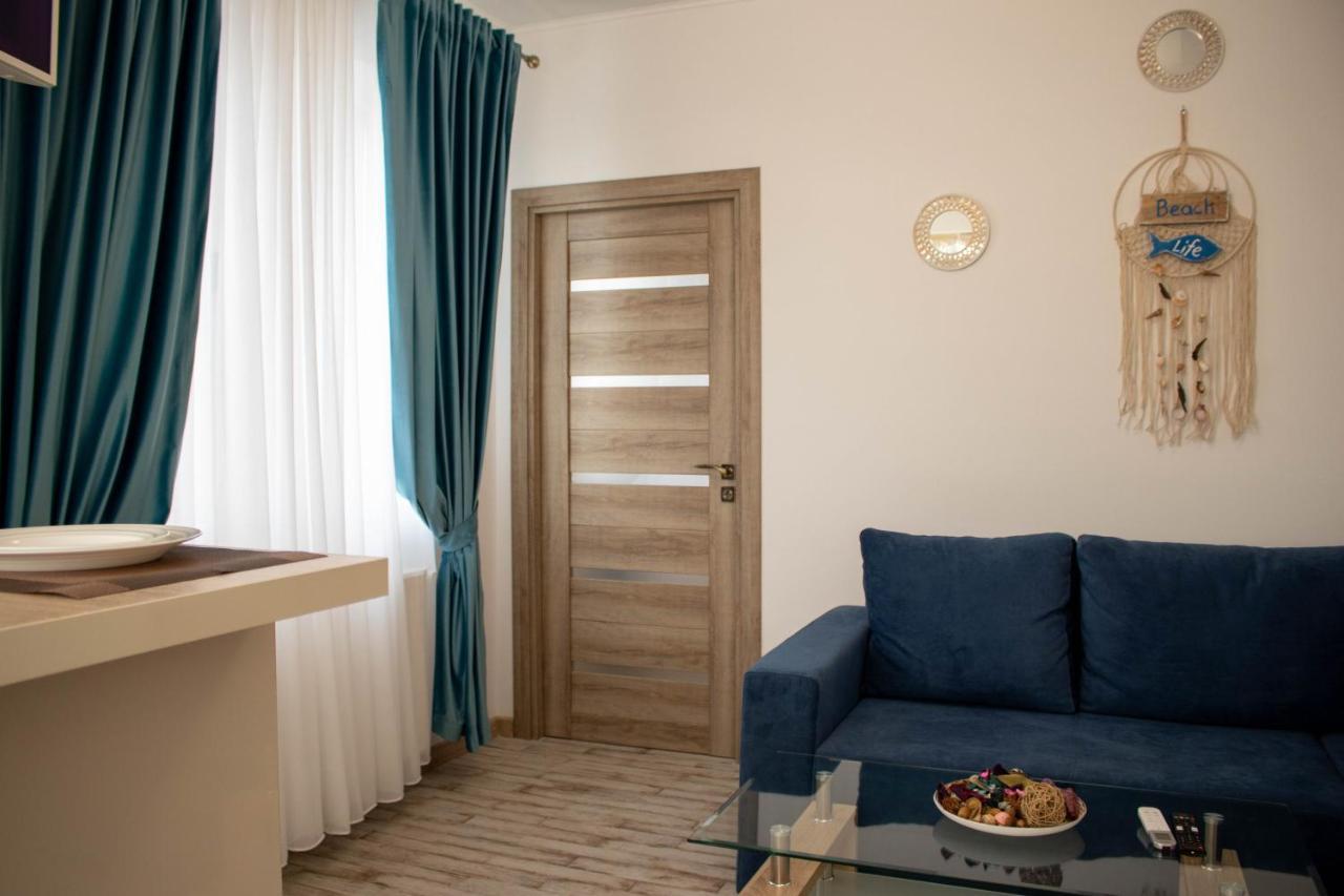 Yzza Apartament Navodari Dış mekan fotoğraf