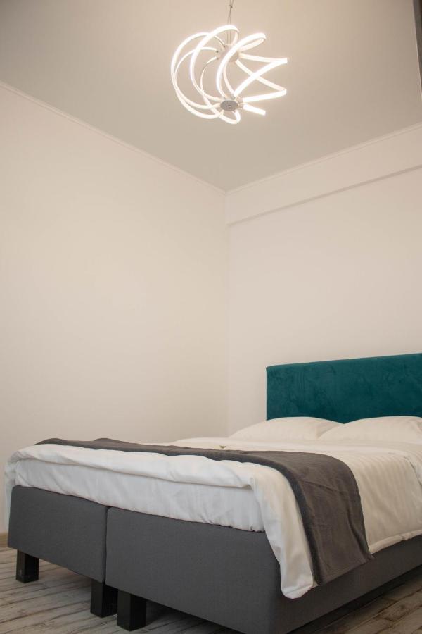 Yzza Apartament Navodari Dış mekan fotoğraf