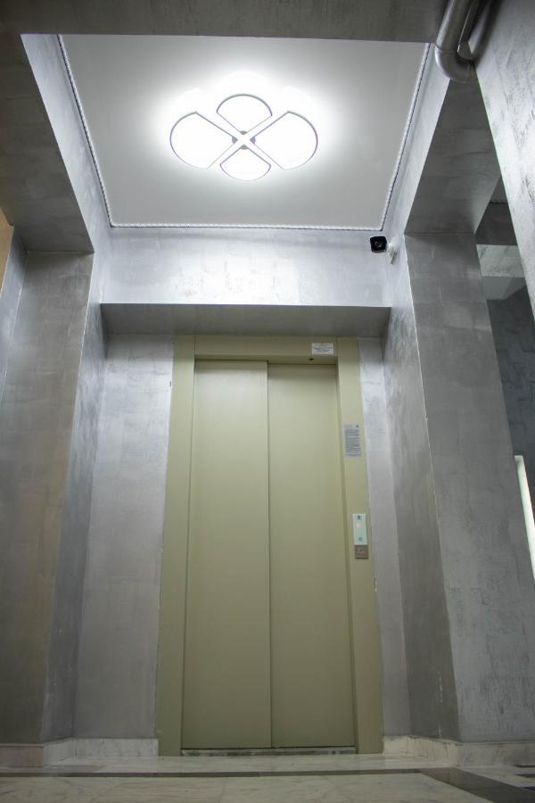 Yzza Apartament Navodari Dış mekan fotoğraf