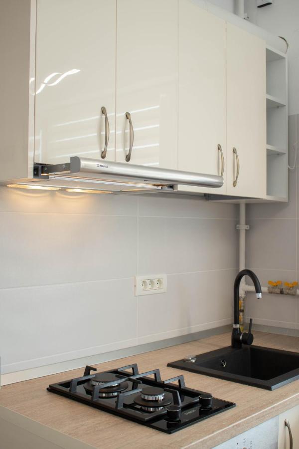 Yzza Apartament Navodari Dış mekan fotoğraf