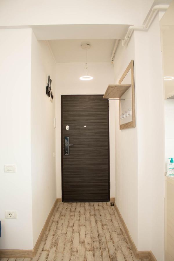 Yzza Apartament Navodari Dış mekan fotoğraf
