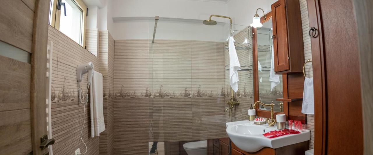 Yzza Apartament Navodari Dış mekan fotoğraf
