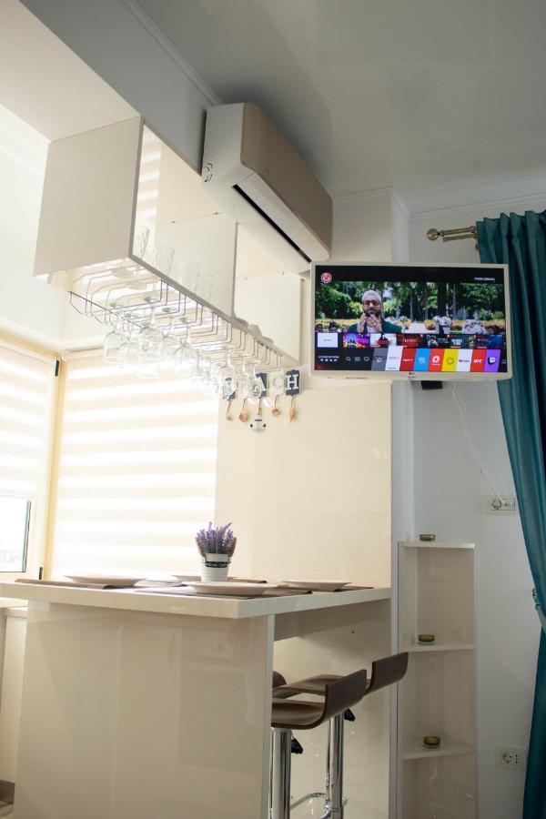 Yzza Apartament Navodari Dış mekan fotoğraf